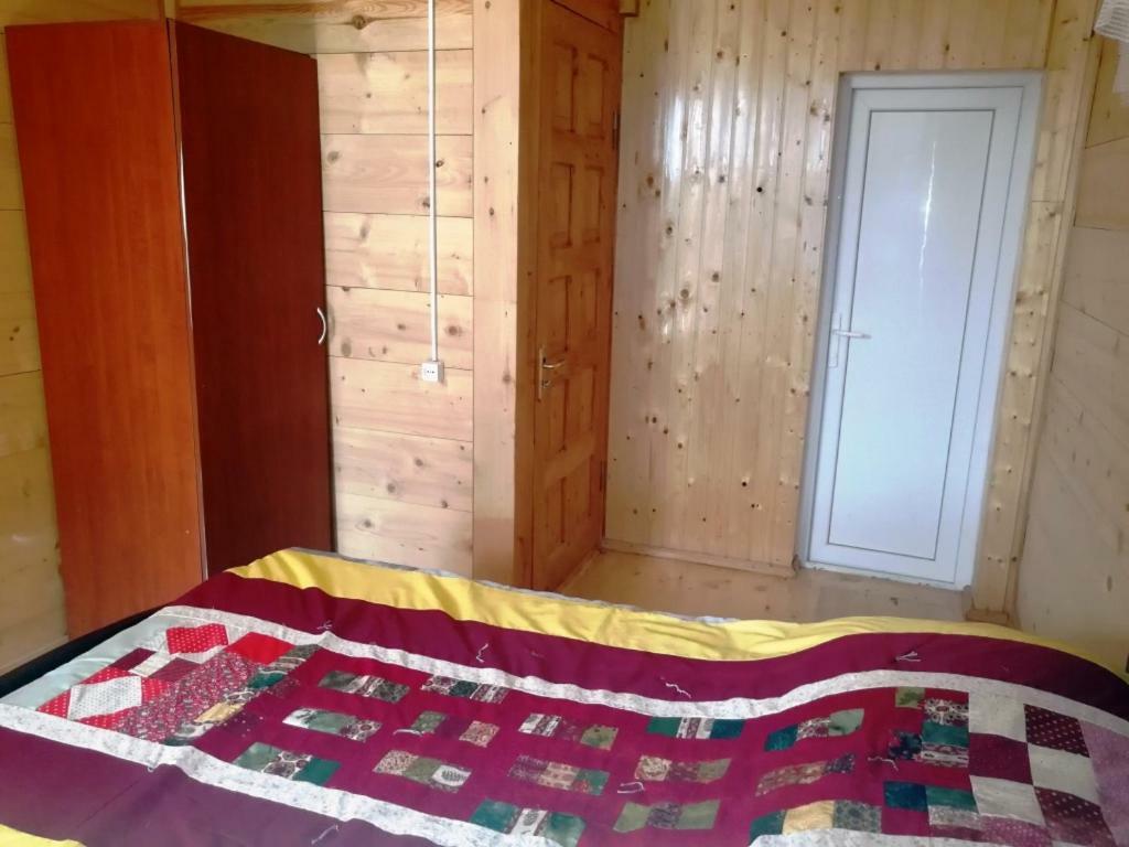 Guest House Ilia Borzsomi Kültér fotó